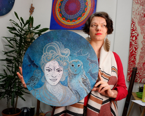 moon lady (4)